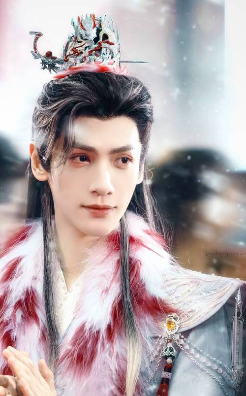古偶美男成丑男?罗云熙回应称在吃了!与白鹿新剧瘦脱相惨不忍睹