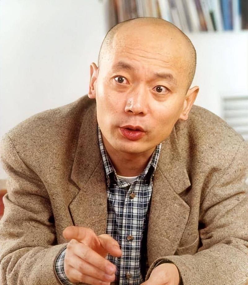 妹妹移居美国，父母已经离世，66岁无儿无女的葛优，现状如何？
