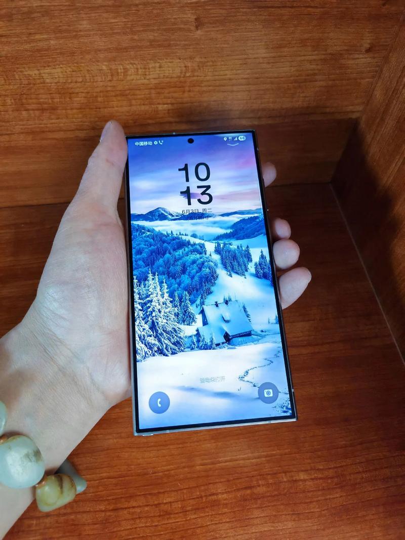 三星GalaxyS24Ultra体验：AI加持下，它更实用也更有趣了