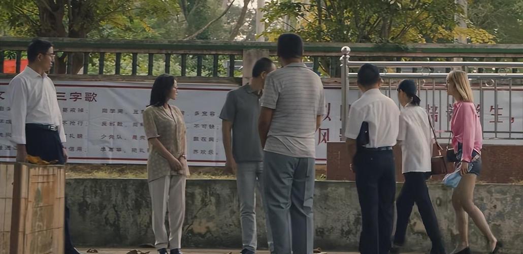 对不起，我弃剧了！《猎冰》张颂文都带不动这个“拖油瓶”