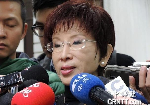 洪秀柱对“蓝白合”的表态令人费解