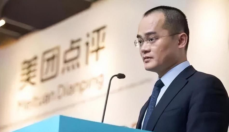 跌没了两万多亿，王兴为何没能拉起美团股价？